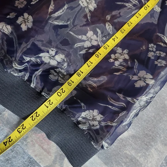 Zara Navy Floral Print Sheer Pullover Long Sleeves Blouse Size Small - Picture 10 of 10
